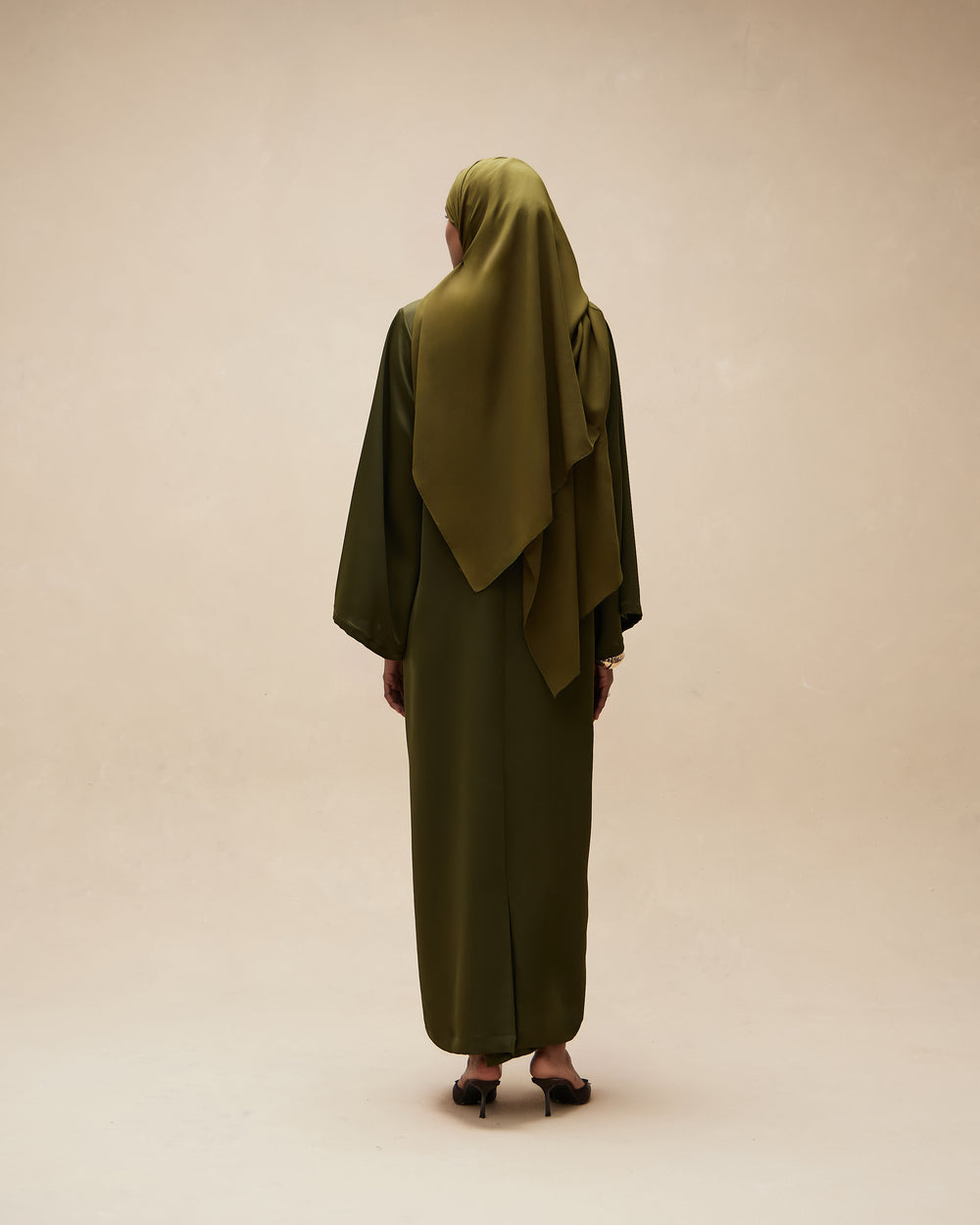 Robe Najma - Olive